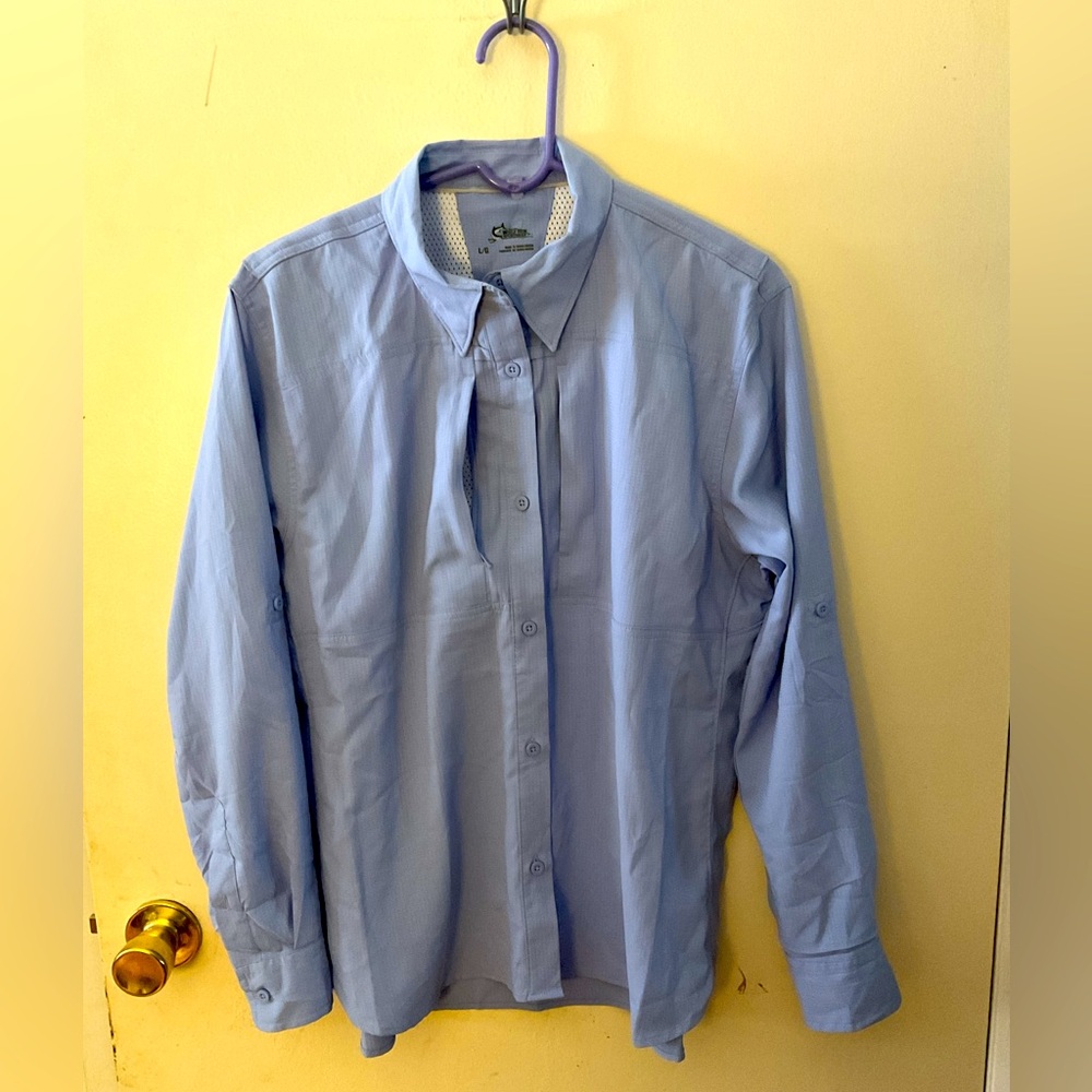 WOMEN’s WORLD WIDE FISHERMEN’S SHIRT, SIZE L